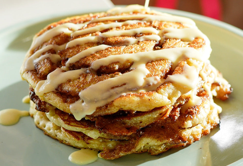 CINNAMON ROLL PANCAKES